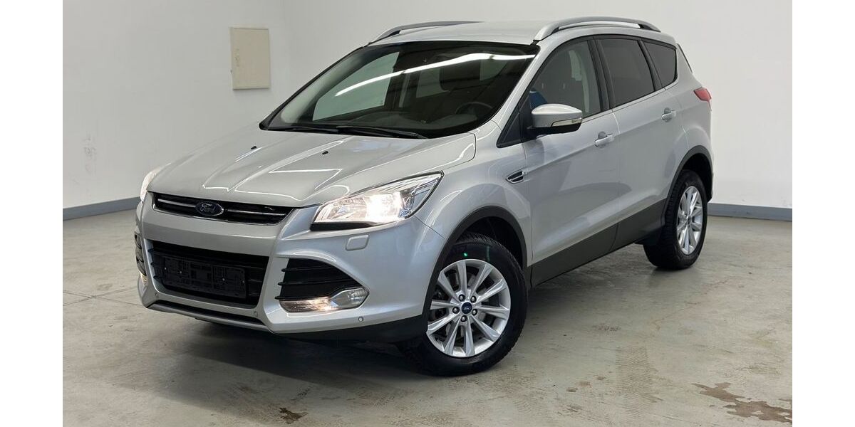 Ford Kuga 175.500 km 8.960 € Lage 32791