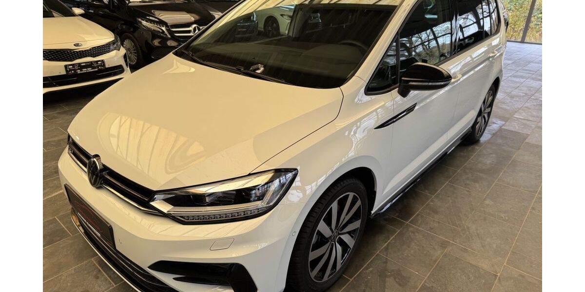 VW Touran 13.900 km 39.000 &euro; Versmold 33775
