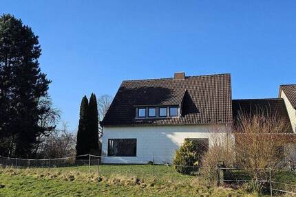 Idyllisches Wohnen auf ehemaligem Bauernhof: 180 m² Haus in Hofgemeinschaft