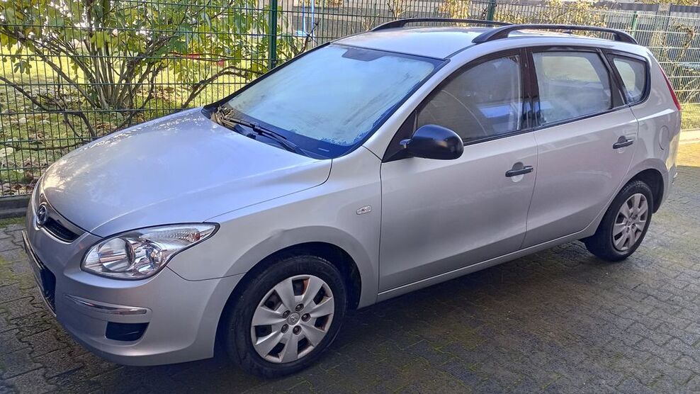 Hyundai i30 175.815 km 3.000 € Harsewinkel 33428