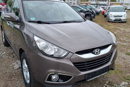Hyundai ix35 267.000 km 5.499 € Paderborn 33100