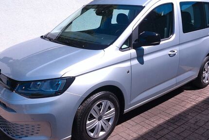VW Caddy 24.302 km 23.990 &euro; Bad Oeynhausen 32545