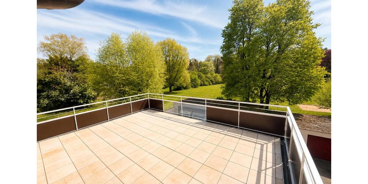 Etagenwohnung Detmold - 3.5 Zimmer, 103 m&sup2;, 1.000&euro; | Angebot:26415696