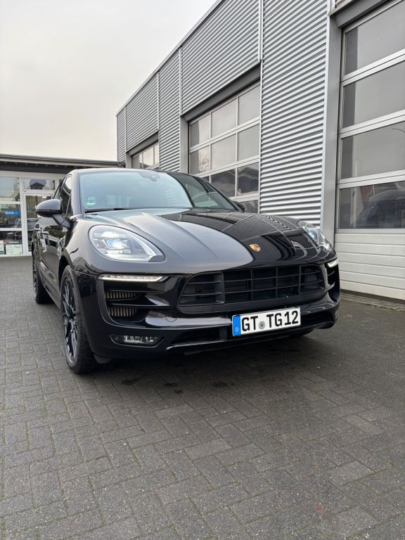 Porsche Macan 105.000 km 46.900 € Verl 33415
