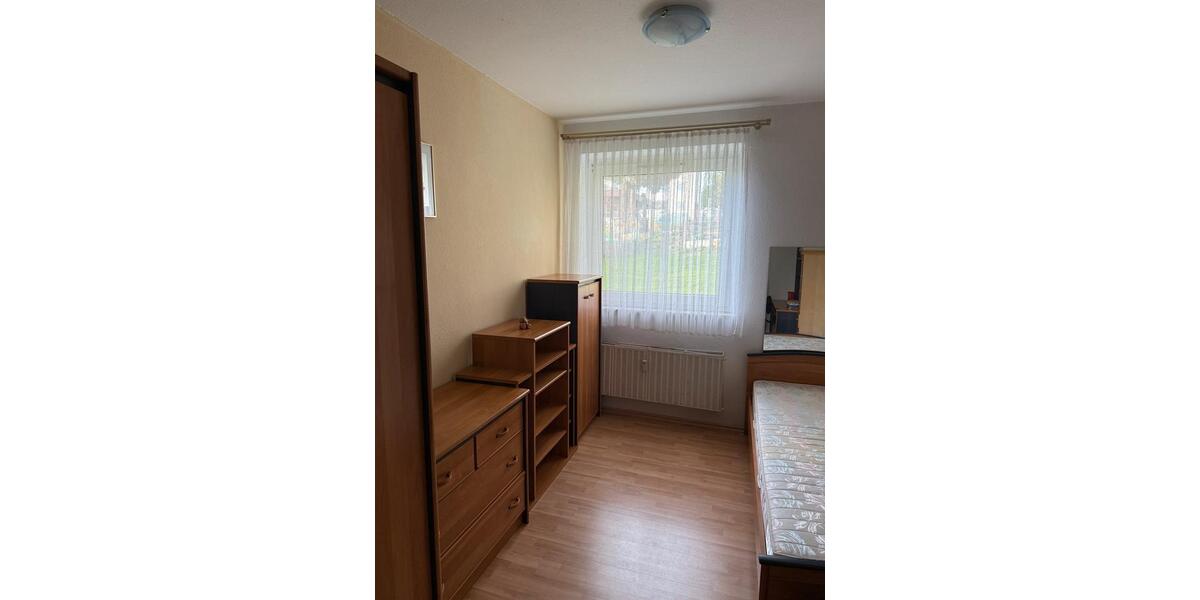 Erdgeschoßwohnung Detmold Hakedahl - 4 Zimmer, 81 m&sup2;, 660&euro; | Angebot:26705739