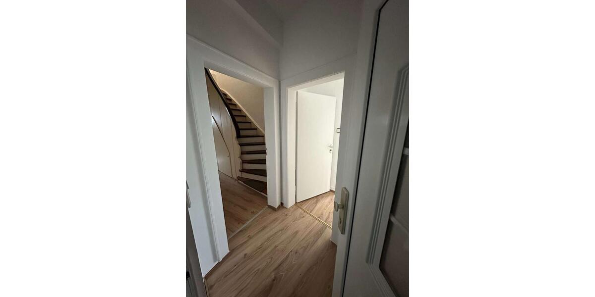 Etagenwohnung Herford - 3 Zimmer, 130 m&sup2;, 1.490&euro; | Angebot:26264817