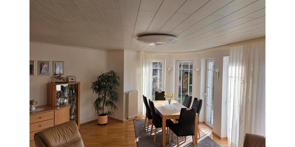 Einfamilienhaus Versmold - 7 Zimmer, 197 m&sup2;, 500.000&euro; | Angebot:25635840