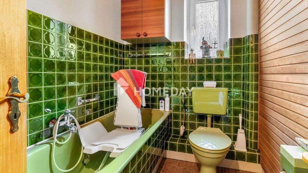 Einfamilienhaus Bad Salzuflen Holzhausen - 1 Zimmer, 240 m&sup2;, 375.000&euro; | Angebot:25773323