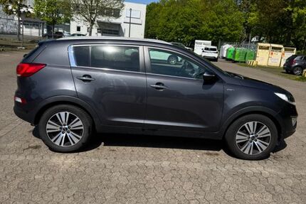 Kia Sportage 187.000 km 9.700 &euro; Gütersloh 33334