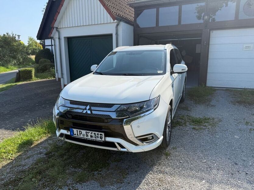 Plug-in Hybrid Outlander