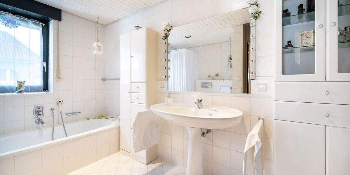 Reihenendhaus Rheda-Wiedenbrück Wiedenbrück - 5 Zimmer, 147 m&sup2;, 370.000&euro; | Angebot:25679054