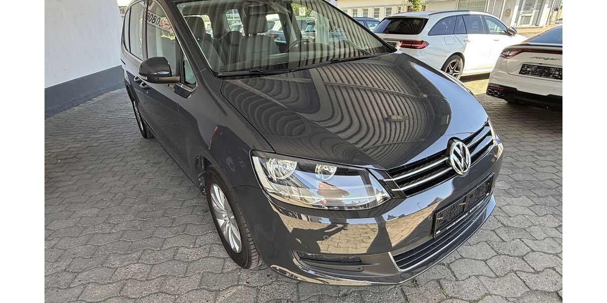 VW Sharan 119.000 km 14.500 &euro; Bielefeld 33699
