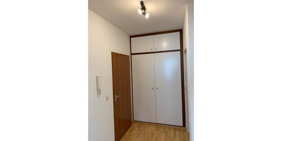 Hochparterre Detmold - 2 Zimmer, 50 m&sup2;, 138.000&euro; | Angebot:26993470