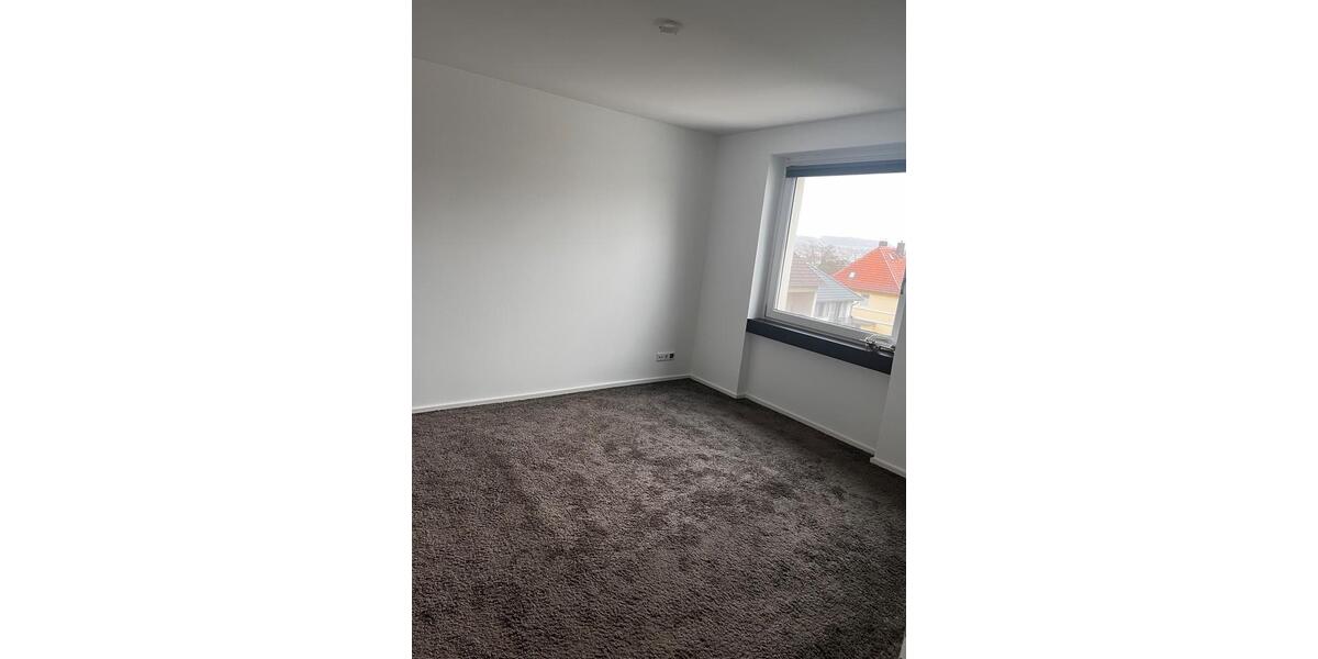 Etagenwohnung Detmold Hiddesen - 3.5 Zimmer, 92 m&sup2;, 1.300&euro; | Angebot:25591789