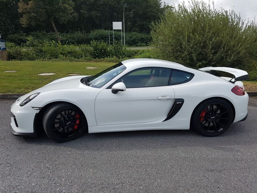 Porsche Cayman 26.700 km 76.000 € Harsewinkel 33428