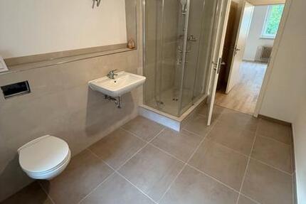 2ZKB Erstbezug Kernsaniert Erdgeschoss im Stadtzentrum 2 zimmer