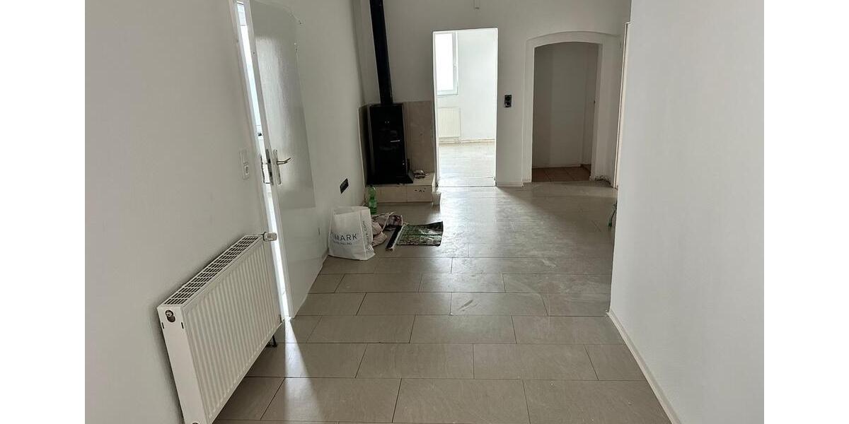 Erdgeschoßwohnung Bad Salzuflen Biemsen-Ahmsen - 4 Zimmer, 120 m&sup2;, 1.250&euro; | Angebot:26507427