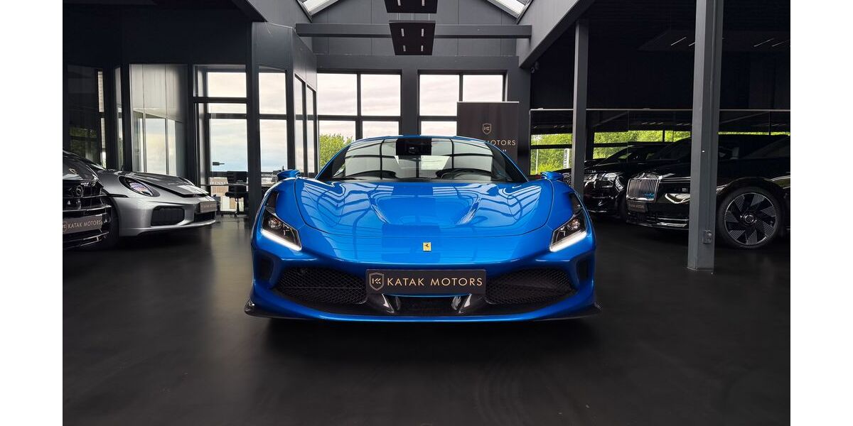 Ferrari F8 22.785 km 309.900 &euro; Bielefeld 33647