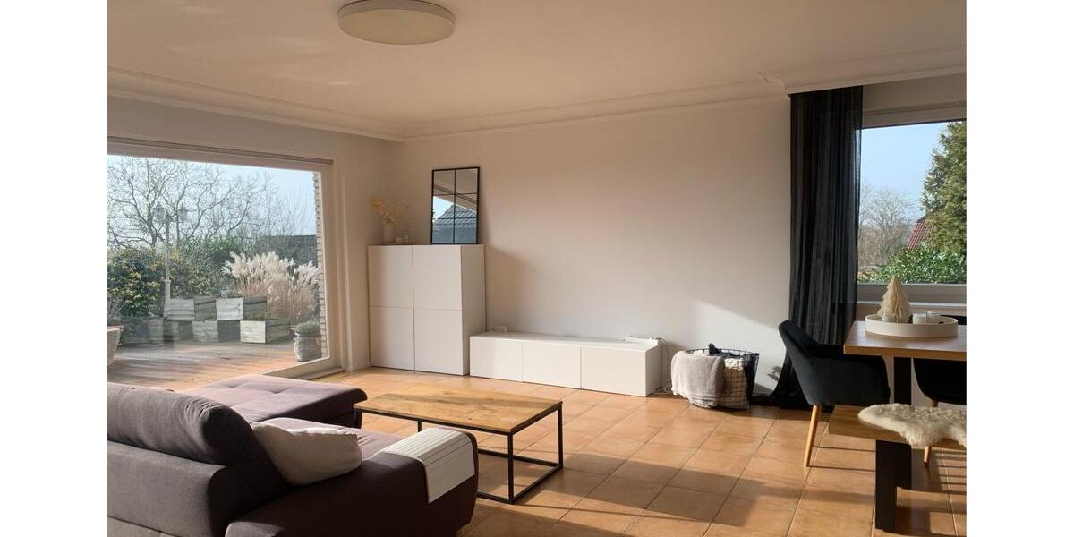 Erdgeschoßwohnung Halle - 3.5 Zimmer, 176 m&sup2;, 1.496&euro; | Angebot:25759255