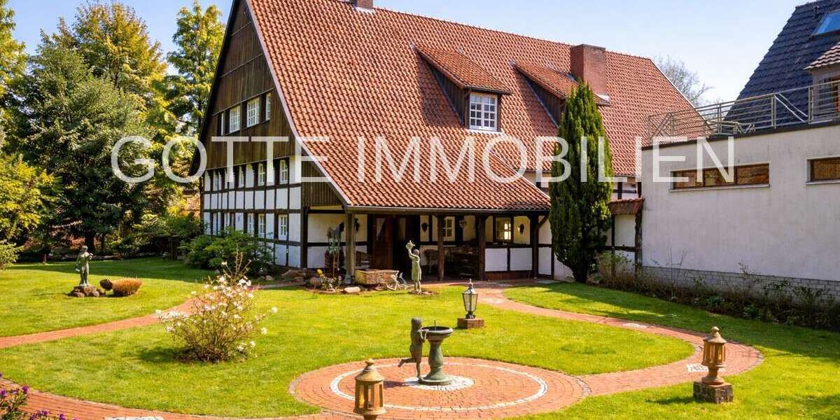 Einfamilienhaus Gütersloh Kattenstroth - 8 Zimmer, 412 m&sup2;, 795.000&euro; | Angebot:26189130