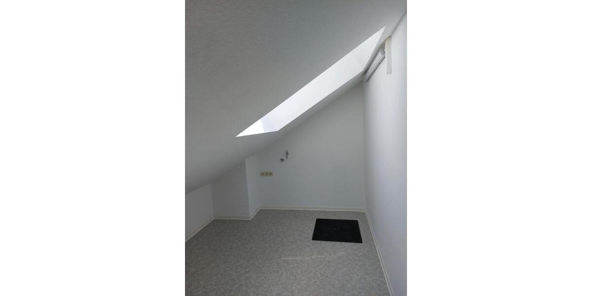 DG-Wohnung 85qm (Warmmiete 1080 €) zimmer