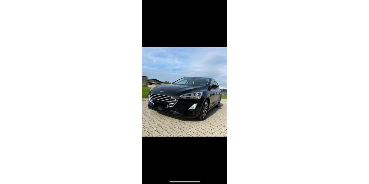Ford Focus 102.000 km 9.400 &euro; Schloß Holte-Stukenbrock 33758