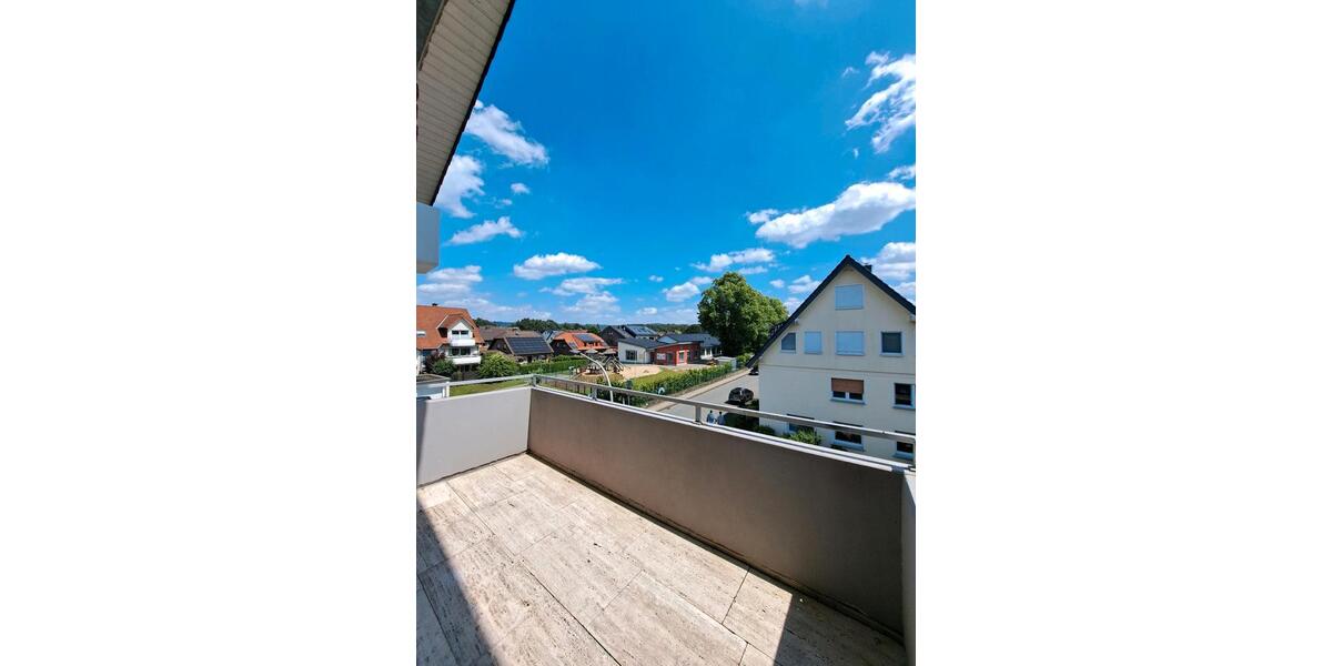 Helle 3-Zimmerwohnung mit EBK und Balkon in zentraler Lage 3 zimmer