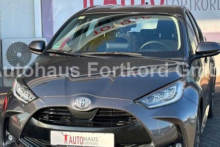 Toyota Yaris 24.980 km 19.490 € Bielefeld 33689