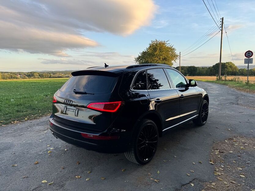 Audi Q5 145.700 km 16.999 € Bielefeld 33739