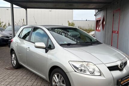 Toyota Auris 136.905 km 6.999 &euro; Enger 32130