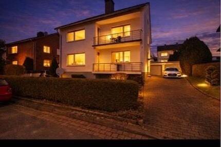 Haus Detmold Hiddesen - 8 Zimmer, 221 m&sup2;, 399.000&euro; | Angebot:26799560