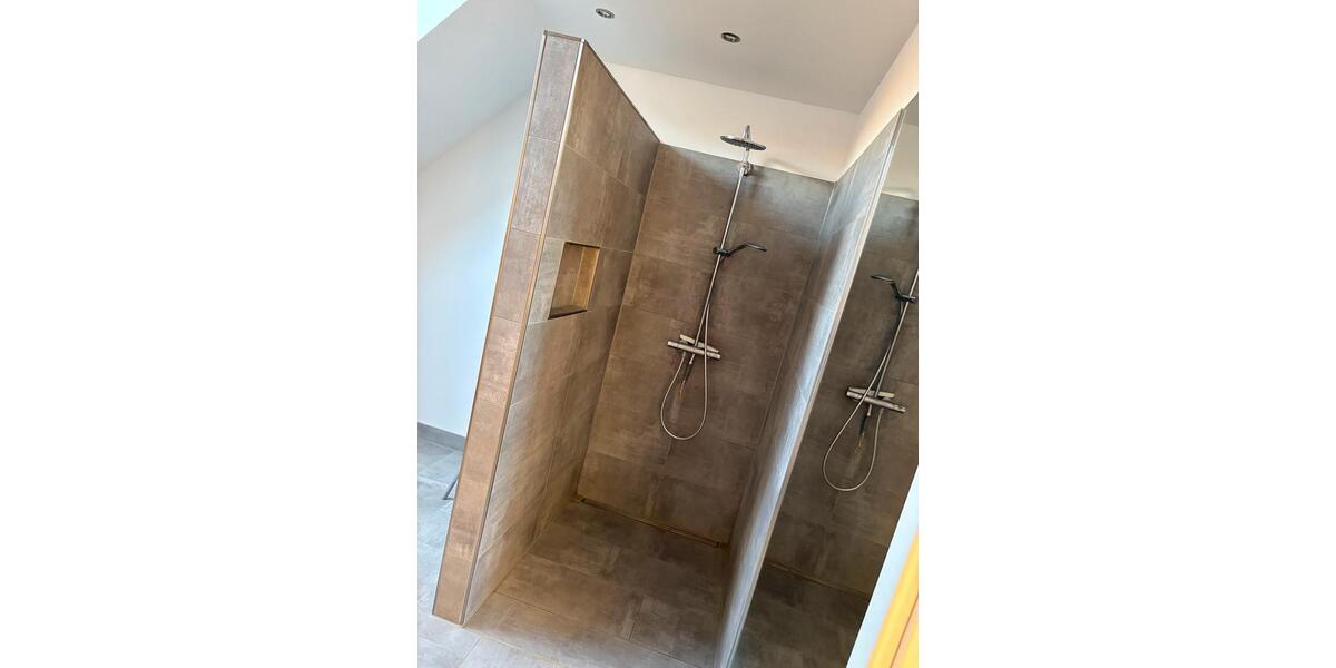 Dachgeschoßwohnung Vlotho - 3 Zimmer, 110 m&sup2;, 900&euro; | Angebot:25654674