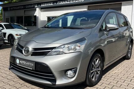Toyota Verso 129.000 km 13.950 € Paderborn 33098