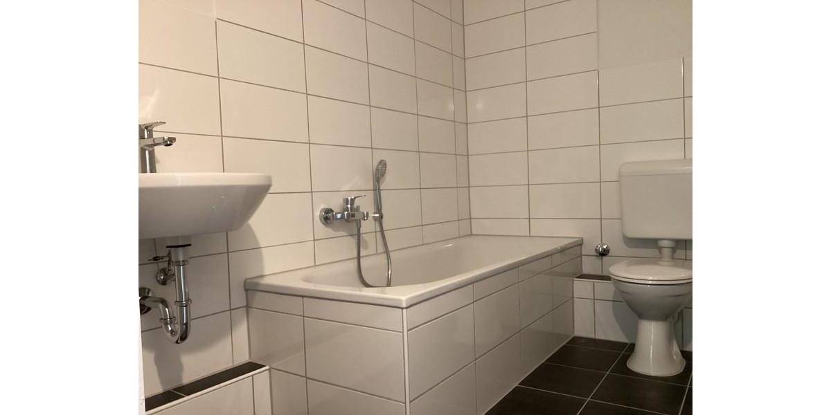 Etagenwohnung Bielefeld Schildesche - 3 Zimmer, 72 m&sup2;, 675&euro; | Angebot:24485252