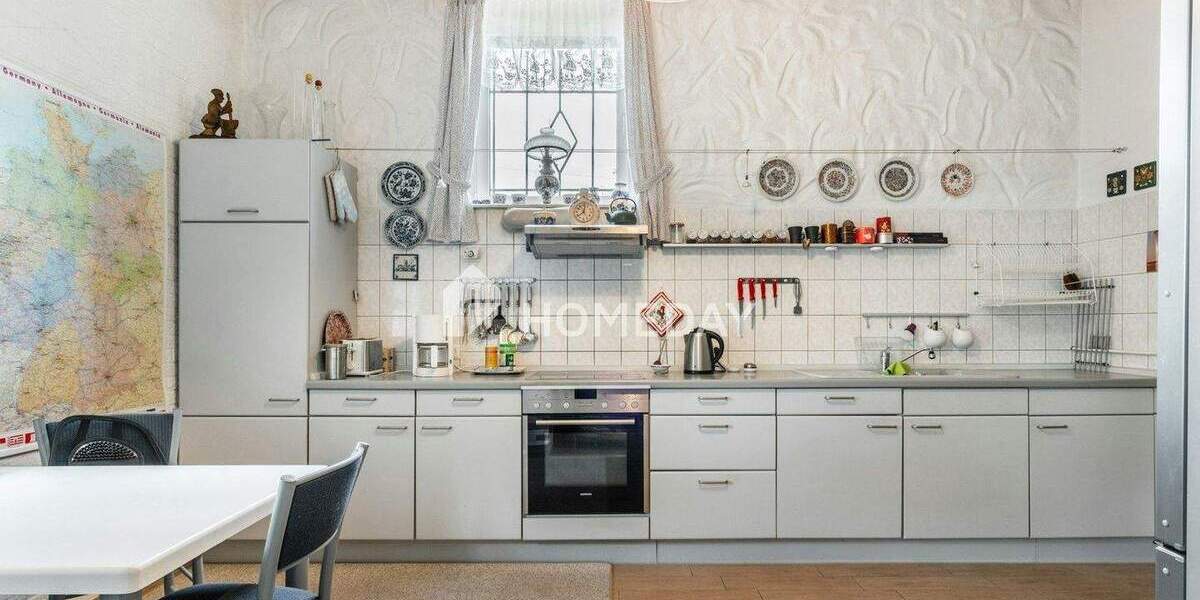 Etagenwohnung Herford Innenstadt - 4 Zimmer, 152 m&sup2;, 229.000&euro; | Angebot:25677653