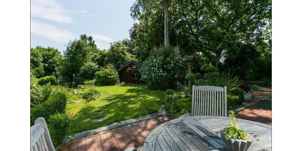 Einfamilienhaus Bielefeld Heepen - 5 Zimmer, 196 m&sup2;, 1.695&euro; | Angebot:25546567