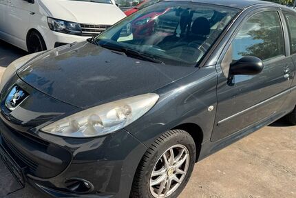 Peugeot 206 162.000 km 1.450 € Detmold 32758