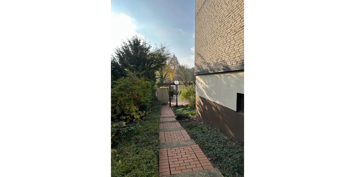 Frisch Sanierte 2-Zi-Wohnung ETW Herford - Balkon Garage Zentral 2 zimmer