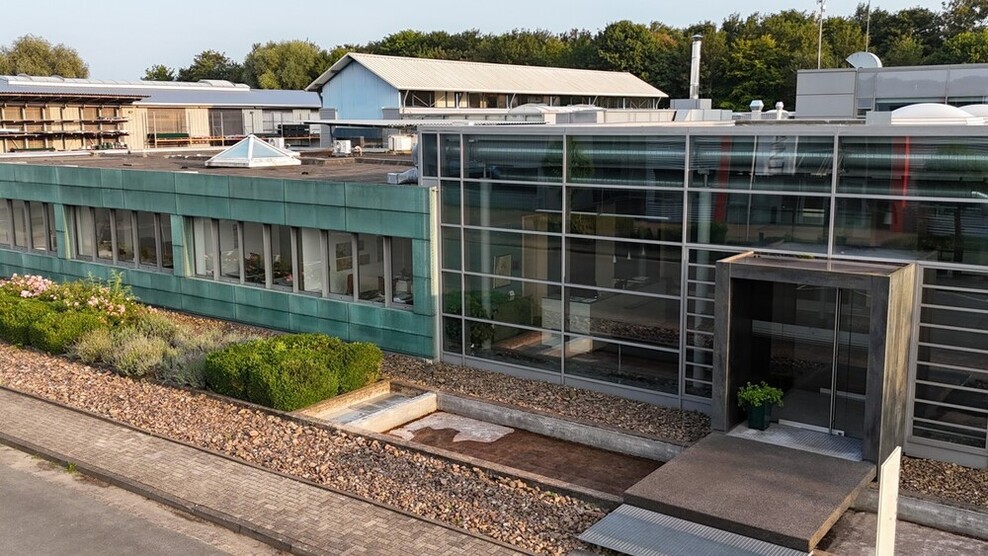 Lager-Produktionsanlage mit Büro in Lübbecke zimmer
