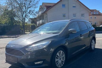 Ford Focus 176.000 km 5.900 &euro; Detmold 32760
