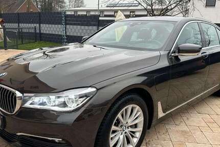 BMW 740