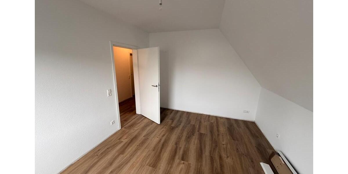 Dachgeschoßwohnung Herzebrock-Clarholz Clarholz - 3 Zimmer, 76 m&sup2;, 760&euro; | Angebot:25143750