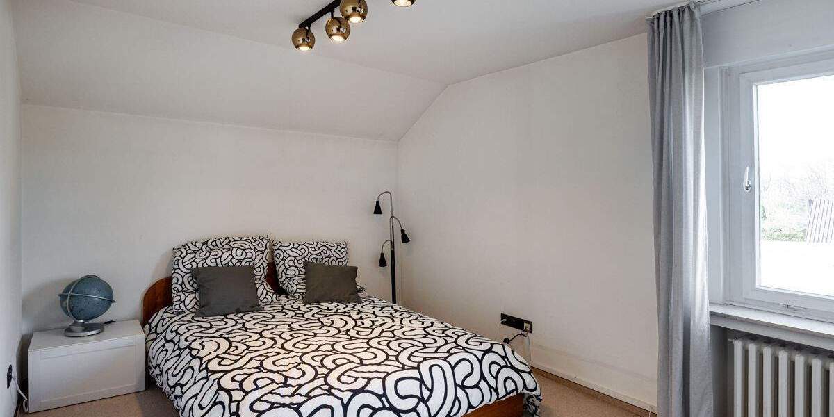 Geräumig und charmant! Einfamilienhaus auf tollem Grundstück 6 zimmer