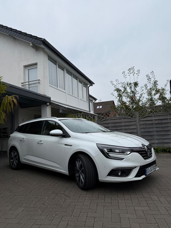 Renault Megane 173.556 km 8.899 € Bielefeld 33647