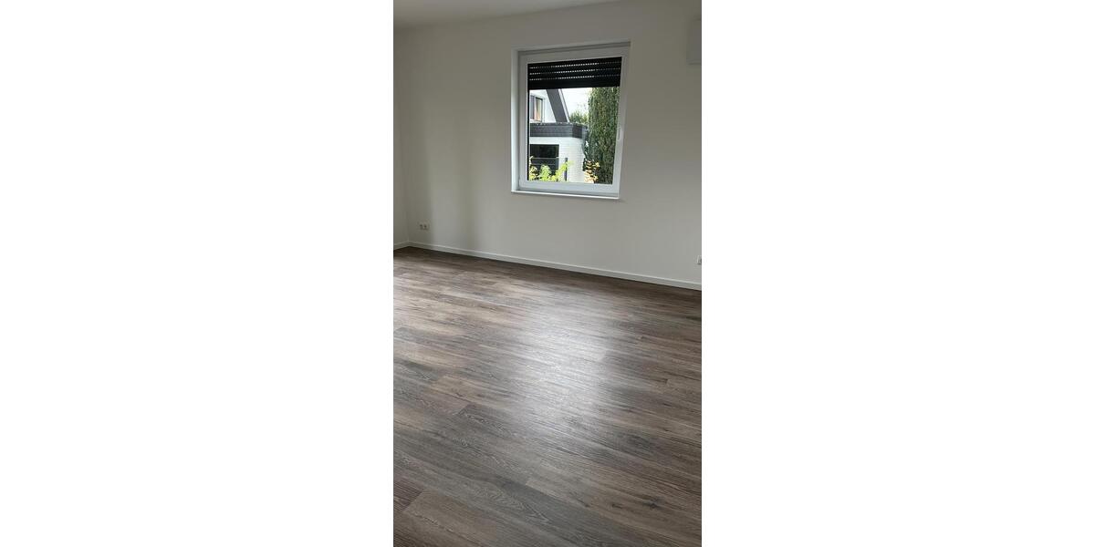 Erdgeschoßwohnung Bad Oeynhausen Rehme - 3 Zimmer, 80 m&sup2;, 1.080&euro; | Angebot:26700887