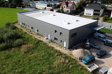 Neubau-Gewerbehalle mit Büroflächen in bester Lage von Detmold zimmer
