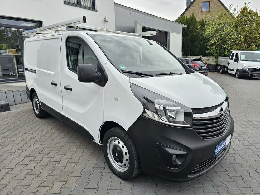 Opel Vivaro B L1H1 2,9t 1.HD KLIMA TEMPOMAT NAVI 48.630 km 16.990 € Löhne 32584