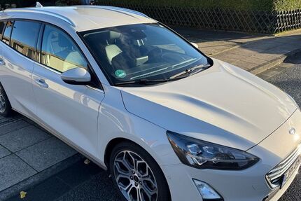 Ford Focus 72.092 km 15.790 &euro; Bielefeld 33613