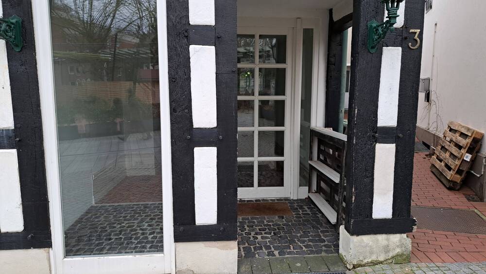 Gewerbeobjekt Bünde Bünde-Mitte - 4 Zimmer, 700&euro; | Angebot:25706447