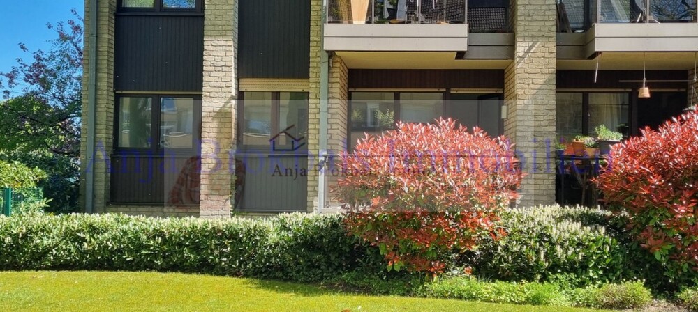 Nähe StadtparkKlinikum GT: Hochparterre mit Tiefgaragenstellplatz - bezugsfrei - für Käufer provisionsfrei - 2- Gütersloh Kattenstroth | Angebot:26992790